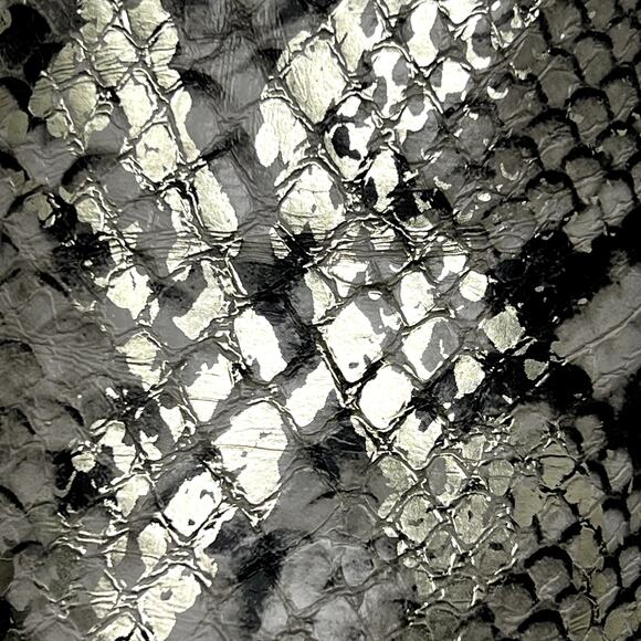 Steve Madden Safary Slip On Sneaker Metallic Snakeskin Print Womens size 9.5 M - Picture 11 of 13